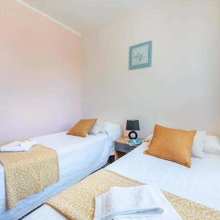 Geraeumige In Appartement Cala Gonone