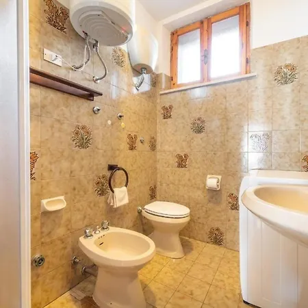 Geraeumige In Appartement